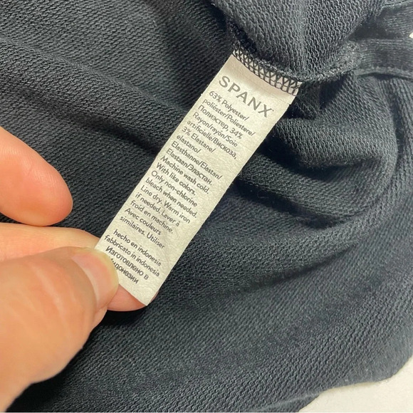 Spanx Perfect Length Dolman Sleeve Top Black - Picture 4 of 7